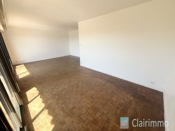 A louer APPARTEMENT T5 92 M2  MARSEILLE 13EME
