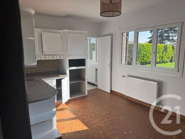 A louer MAISON  7 PIECES 160 M2  RANG DU FLIERS