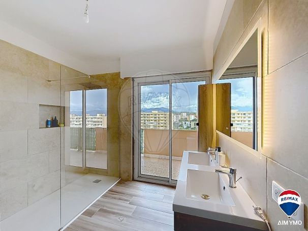 A louer APPARTEMENT T3 71 M2 BORD DE MER AJACCIO