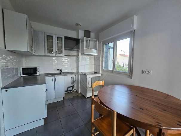 A louer APPARTEMENT T3 73 M2 TERRASSE  DAX