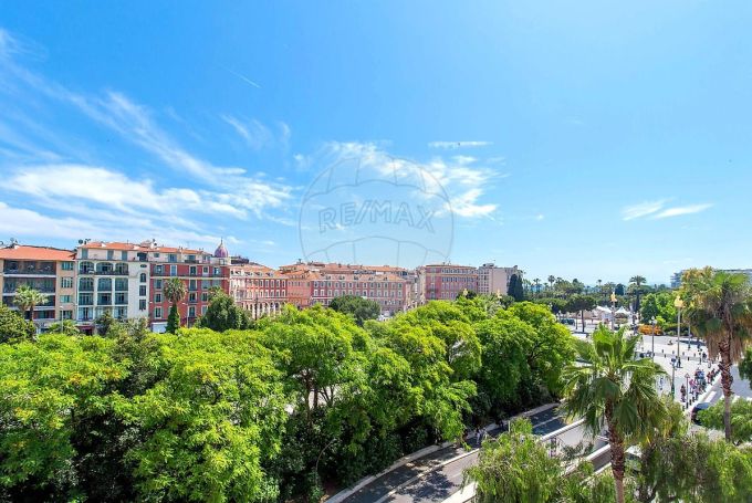A louer APPARTEMENT T2 56 M2 TERRASSE BORD DE MER NICE