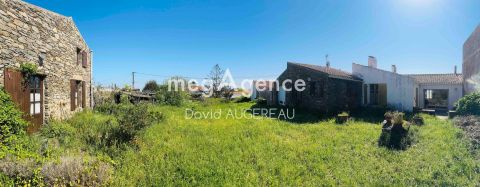 A vendre Ensemble immobilier composÃ© de trois maisons de village, rÃ©novÃ©es 85350 L Ile D Yeu