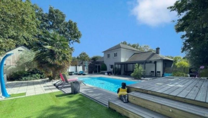A louer MAISON  D'ARCHITECTE  HERIC