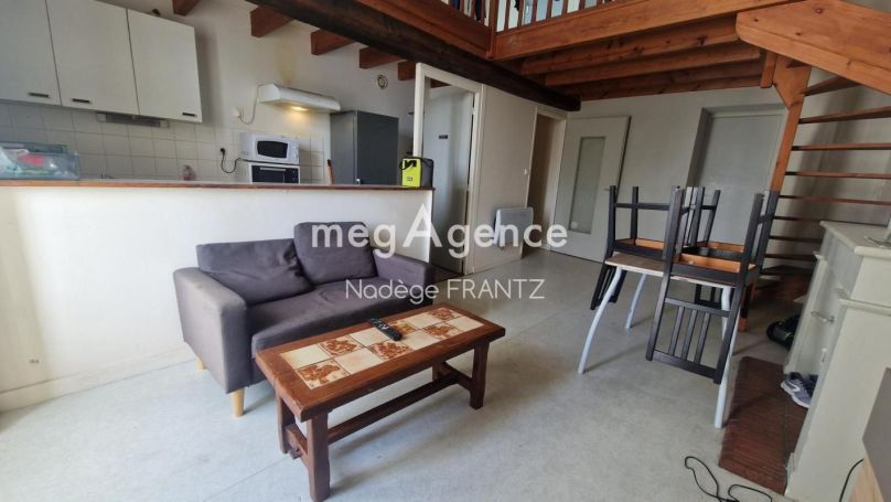 A louer APPARTEMENT DUPLEX T4 80 M2  SAINTES