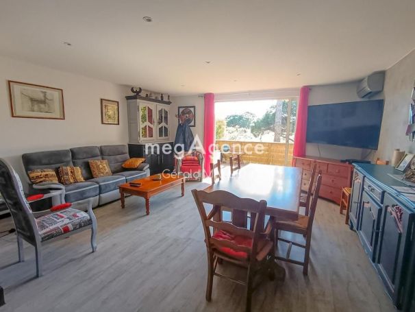 A louer APPARTEMENT NEUF T3 73 M2 TERRASSE BORD DE MER SAINTE MAXIME