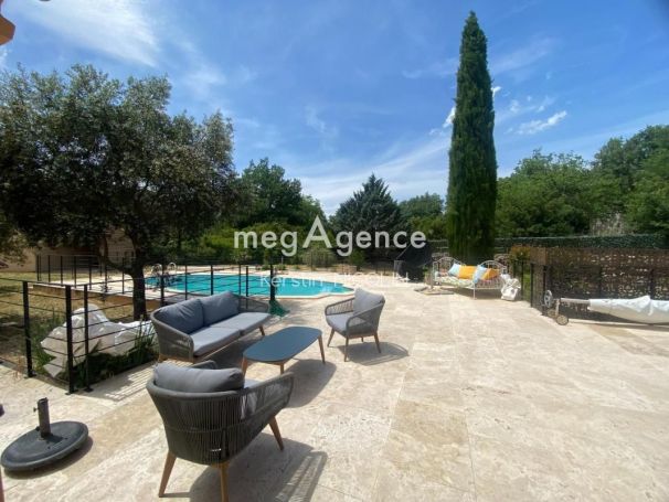 A vendre MAISON  6 PIECES 154 M2  SAINT MAXIMIN LA STE BAUME