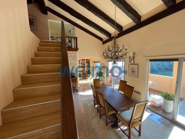 A louer APPARTEMENT DUPLEX T6 250 M2 TERRASSE VUE MER BRANDO