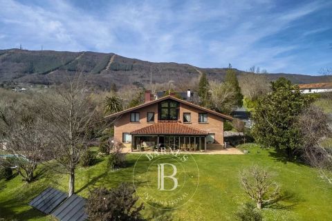 A vendre MAISON   HONDARRIBIA