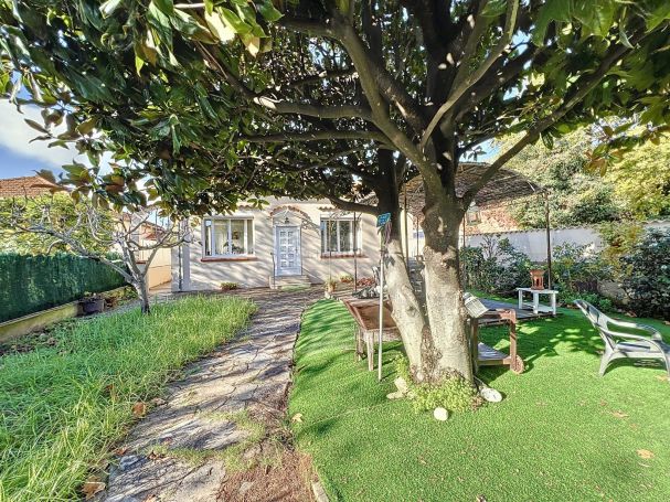 A vendre VILLA 5 PIECES 143 M² PLAIN PIED PLAGE MAR VIVO La Seyne-sur-Mer