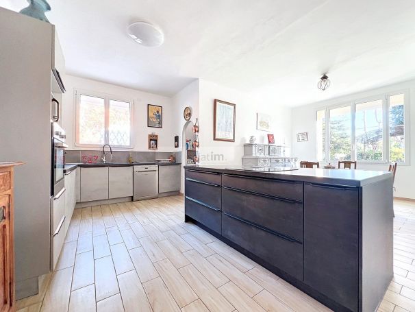 A vendre VILLA 5 PIECES 143 M² PLAIN PIED PLAGE MAR VIVO La Seyne-sur-Mer