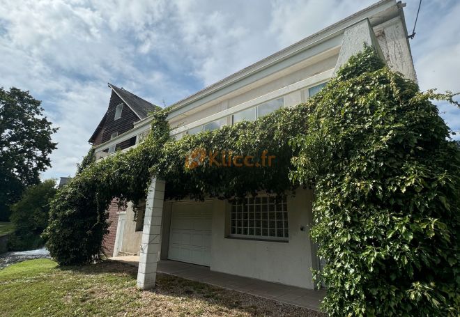 A louer LOFT  6 PIECES 240 M2  VALMONT COMMERCES