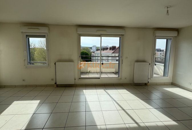 A louer APPARTEMENT T4 82 M2 TERRASSE  ROUEN COMMERCES