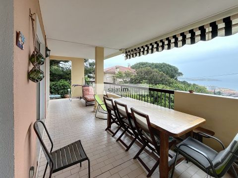 A vendre APPARTEMENT T3 61 M² VUE MER Six-Fours-les-Plages