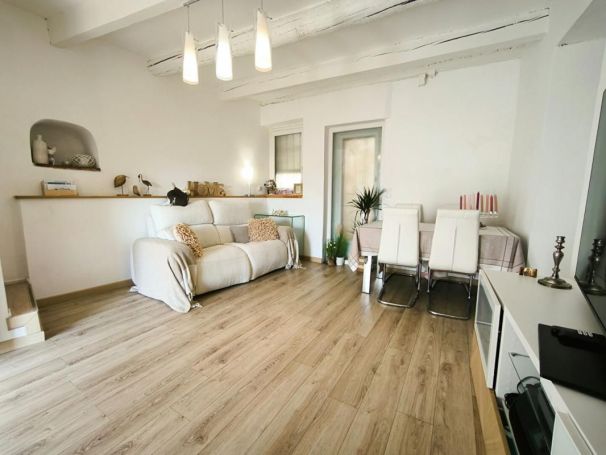 A louer MAISON  CONTEMPORAINE BORD DE MER CAGNES SUR MER