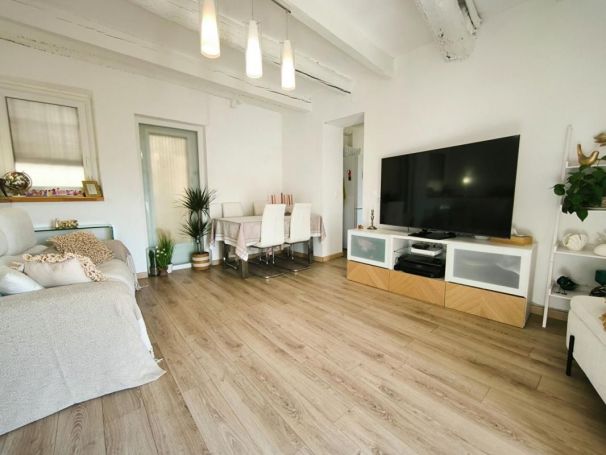 A louer MAISON  CONTEMPORAINE BORD DE MER CAGNES SUR MER