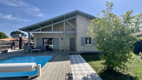 A vendre VILLA T7 PISCINE