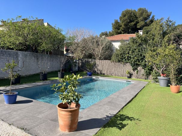 A vendre tresbelle maison contemporaine 5 pieces 177 m² La Seyne-sur-Mer