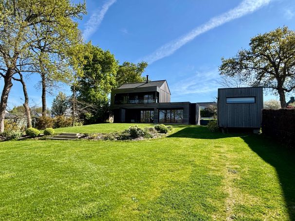 A vendre Maison contemporaine EN BOIS 4 PIECES 137 M² bord de mer Guidel-Plage