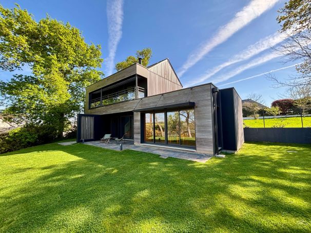 A vendre Maison contemporaine EN BOIS 4 PIECES 137 M² bord de mer Guidel-Plage