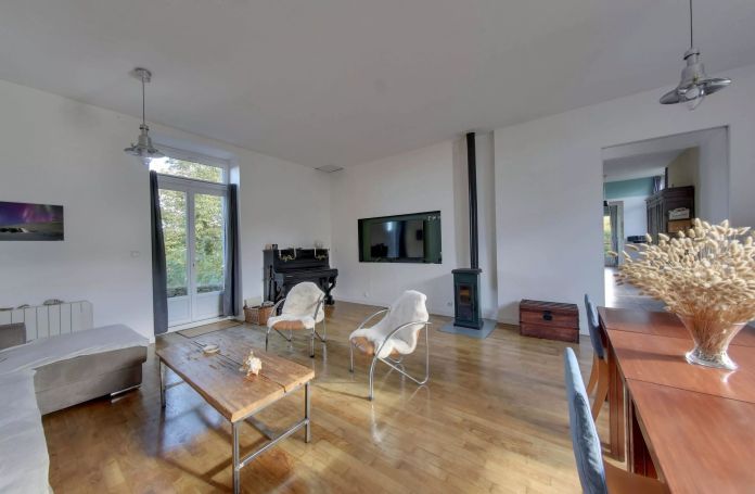 A vendre PropriETE en pierres vue mer entre Saint-Malo et le Mont Saint Michel SAINT BROLADE