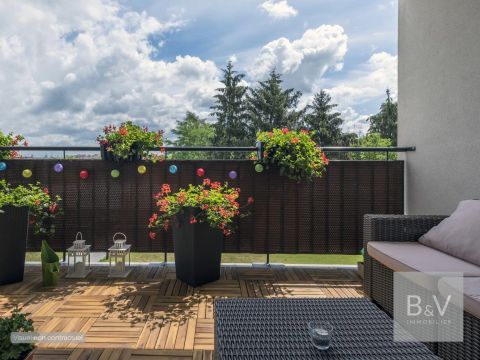 A vendre BEL APPARTEMENT T3 61 m² BORD DE MER ANTIBES