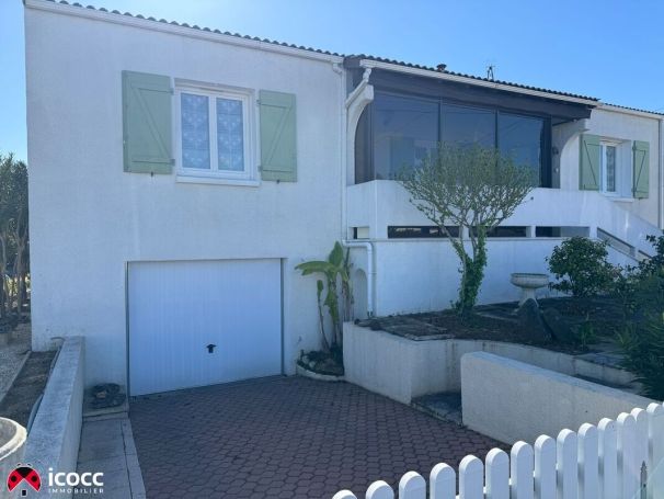 A vendre Maison d'habitation de 150 m2 environ avec sous-sol total 85460 L Aiguillon La Presqu Ile