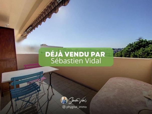 A louer APPARTEMENT T3 35 M2 TERRASSE BORD DE MER ANTIBES