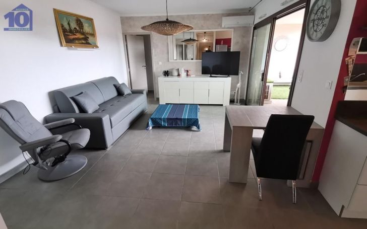 A louer APPARTEMENT DE PRESTIGE NEUF T3 59 M2 TERRASSE BORD DE MER VALRAS PLAGE