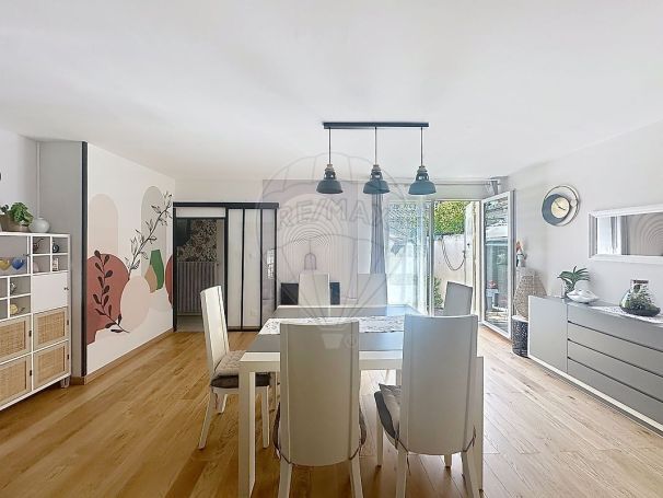 A louer MAISON  CONTEMPORAINE  NIMES