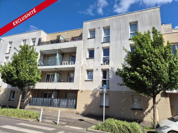A louer APPARTEMENT T3 64 M2  REZE