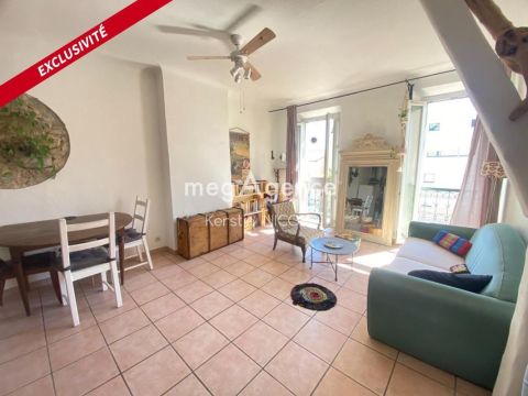 A louer APPARTEMENT T3 51 M2 BORD DE MER HYERES