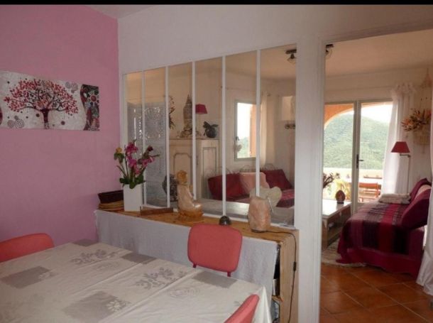 A louer MAISON  7 PIECES 260 M2 BORD DE MER LA LONDE LES MAURES