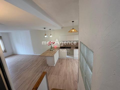 A louer APPARTEMENT NEUF T5 91 M2 TERRASSE BORD DE MER LES SABLES D OLONNE