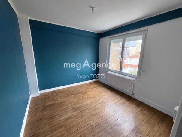 A louer APPARTEMENT NEUF T5 91 M2 TERRASSE BORD DE MER LES SABLES D OLONNE
