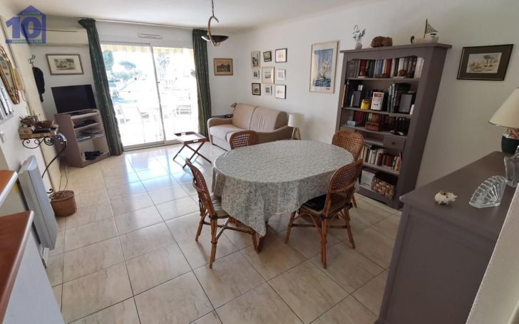 A louer APPARTEMENT T3 54 M2 TERRASSE BORD DE MER VALRAS PLAGE