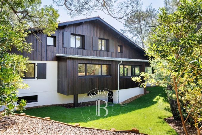 A vendre MAGNIFIQUE MAISON CONTEMPORAINE 310 M² ANGLET CHIBERTA