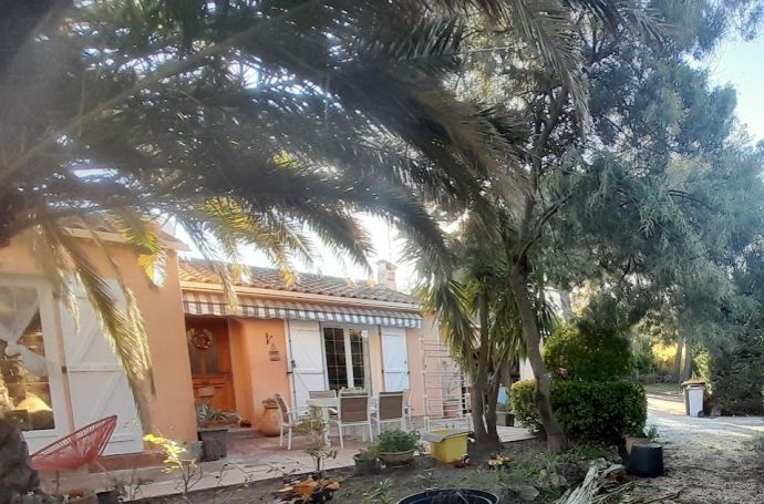 A vendre MAISON  4 PIECES 80 M2 BORD DE MER SAINTE MAXIME
