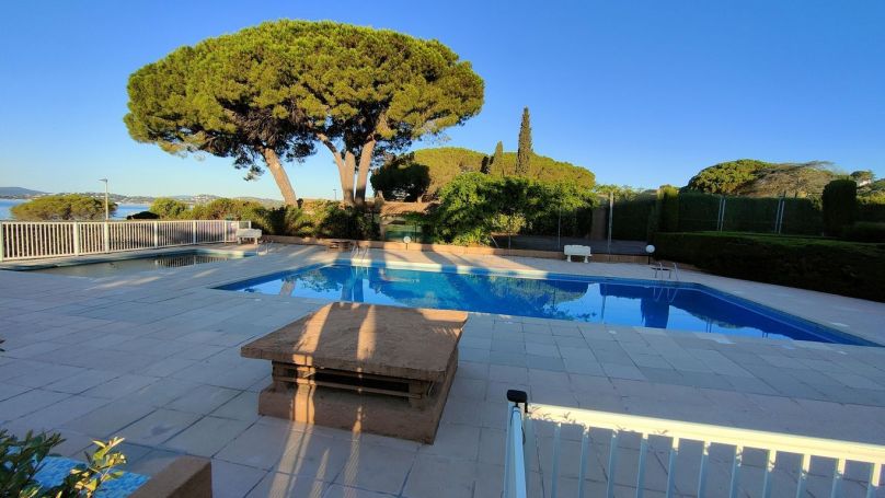 A louer APPARTEMENT T2 30 M2 TERRASSE PLAGE à PIED LES ISSAMBRES
