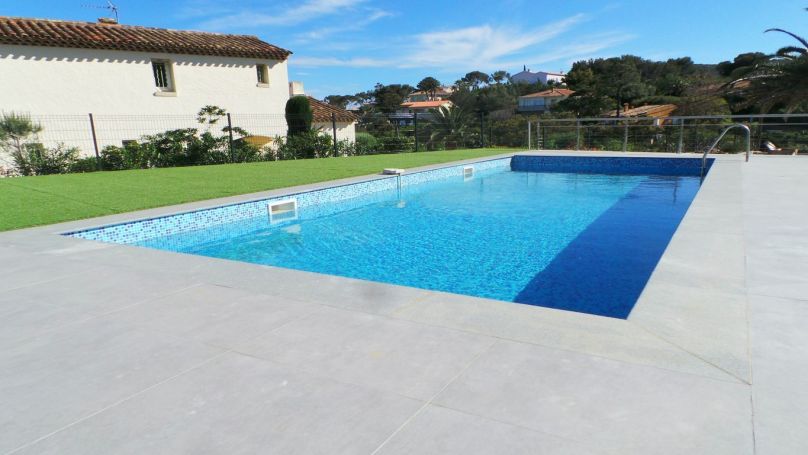 A louer MAISON  6 PIECES 140 M2 VUE MER LES ISSAMBRES