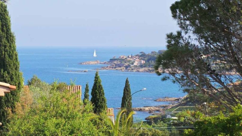 A louer MAISON  6 PIECES 170 M2 VUE MER LES ISSAMBRES