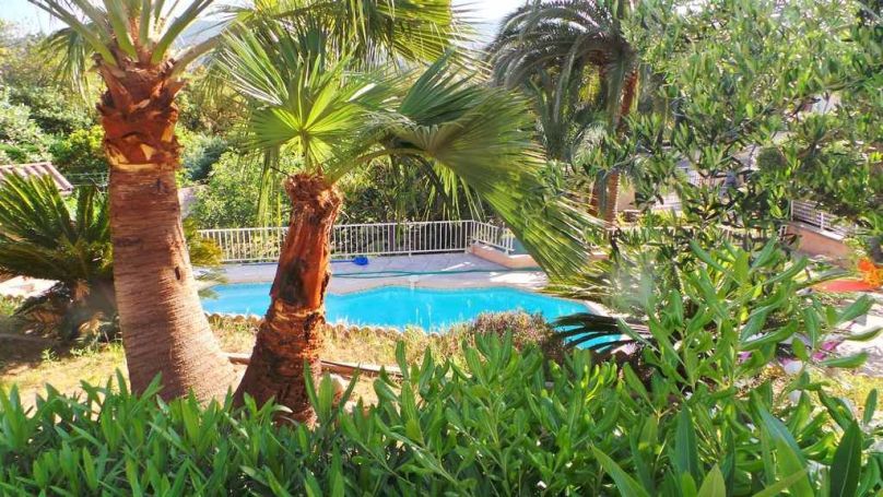 A louer MAISON  6 PIECES 170 M2 VUE MER LES ISSAMBRES