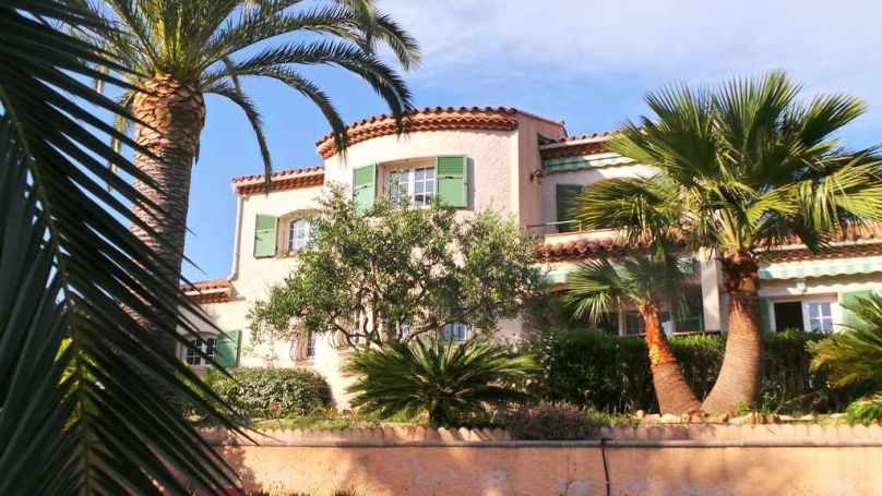A louer MAISON  6 PIECES 170 M2 VUE MER LES ISSAMBRES