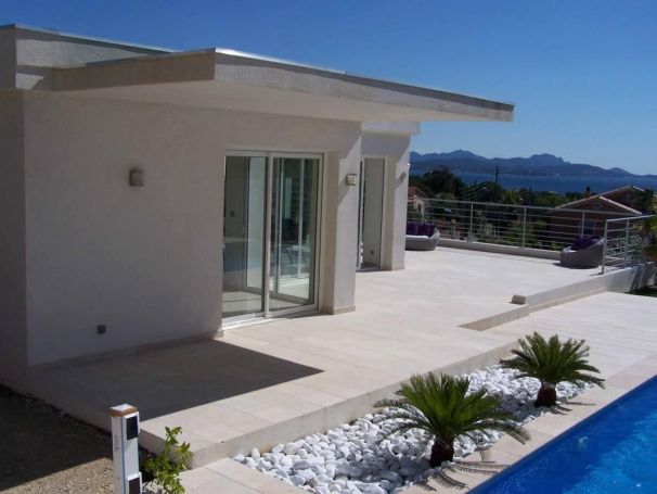 A louer MAISON  CONTEMPORAINE VUE MER SAINT AYGULF
