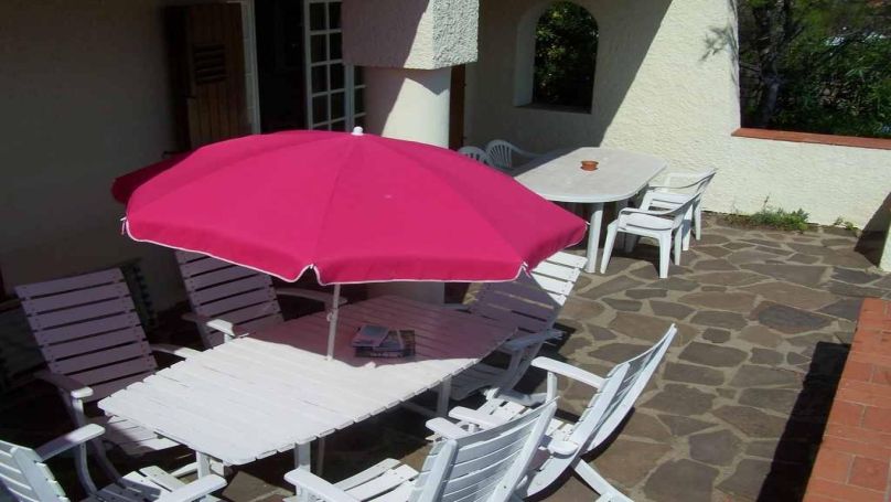 A louer MAISON  4 PIECES 130 M2 PIEDS DANS L'EAU LES ISSAMBRES