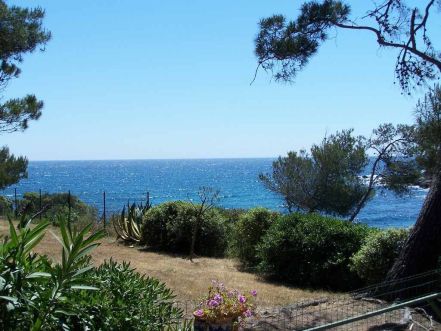 MAISON  3 PIECES 67 M2 PIEDS DANS L'EAU LES ISSAMBRES