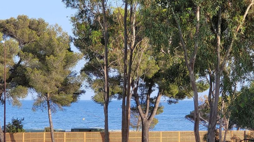 A vendre MAISON  5 PIECES 134 M2 BORD DE MER SAINTE MAXIME