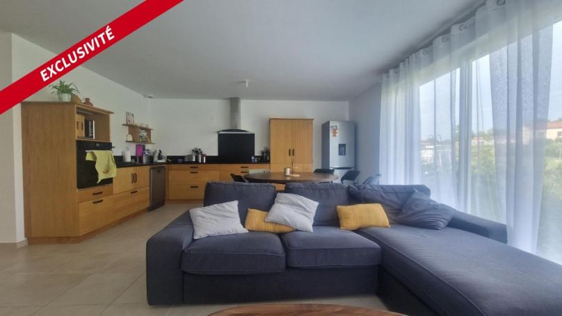 A vendre MAISON  4 PIECES 91 M2  SAINT HILAIRE DE VILLEFRANCH