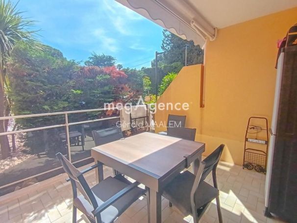 A louer APPARTEMENT T2 36 M2 TERRASSE BORD DE MER CAVALAIRE SUR MER