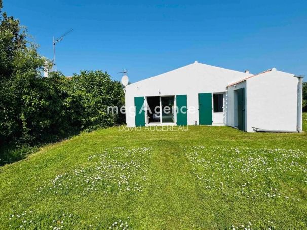 A vendre MAISON 3 PIECES 65 M² EN IMPASSE L Ile D Yeu