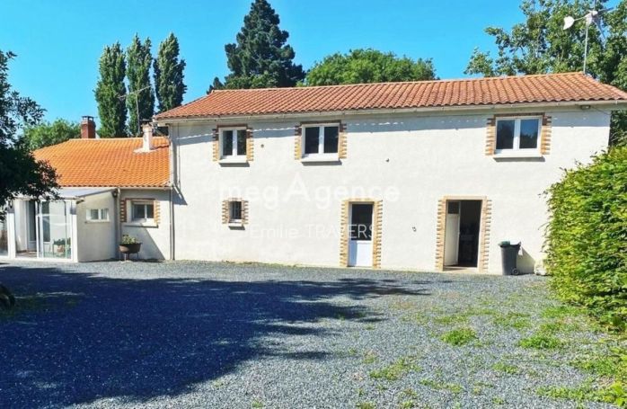 A louer GîTE  MONTAIGU